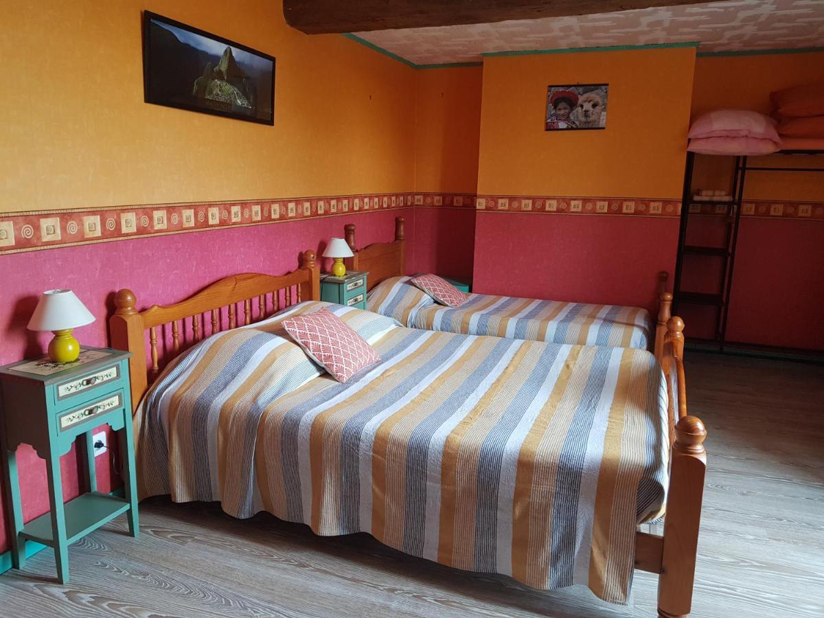 Bed and Breakfast Les Forges De Planechaud Saint-Sornin-Leulac Exterior foto